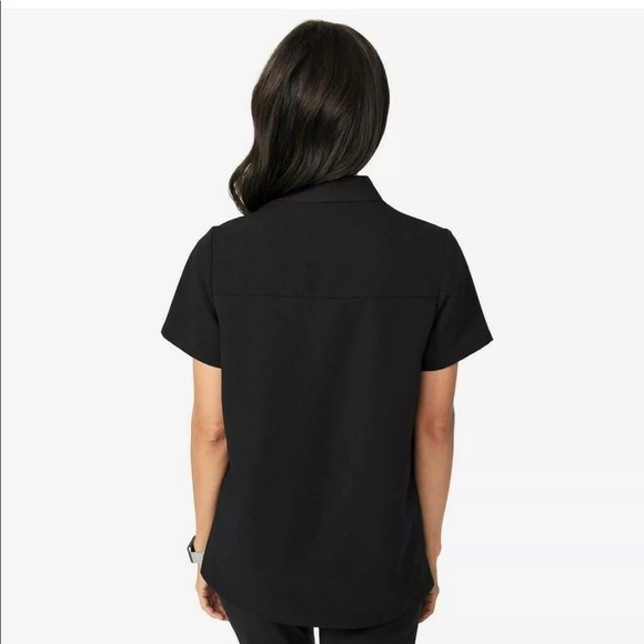 NWT Women’s Figs Banepa Oversized Pocket Top - Picture 2 of 3